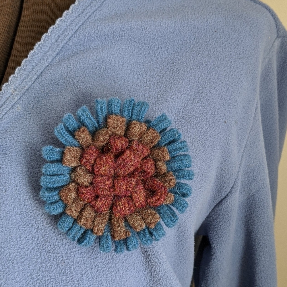 Large Lindsay Streem Crocheted Jewelry Brooch Pin